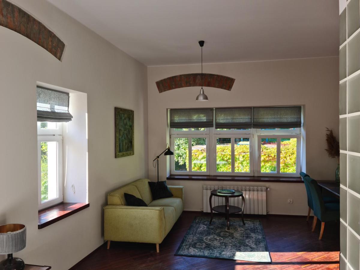 Apartmán Apartament W Starej Szkole Srebrna Góra Exteriér fotografie